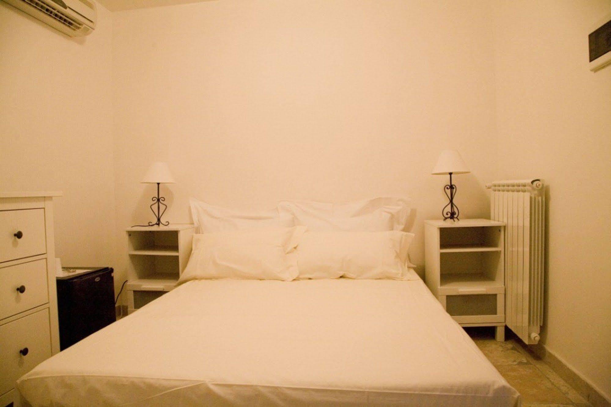 Pignata Bed & Breakfast Savelletri Exterior photo